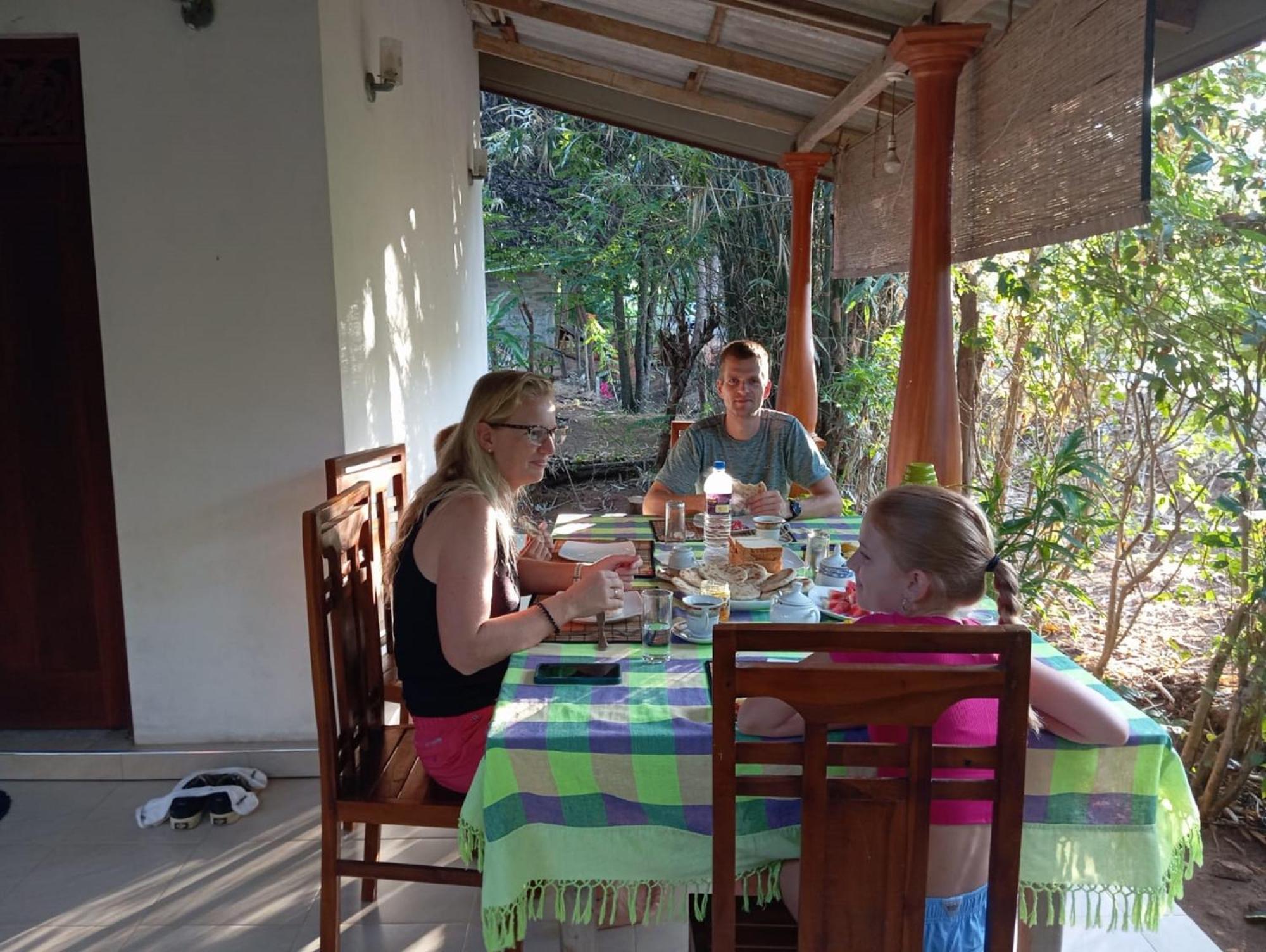 Keerthi Homestay Sigiriya Exterior foto